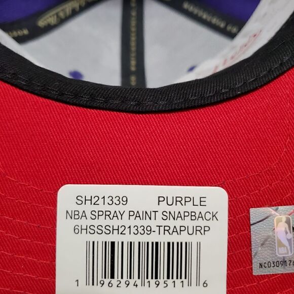 Mitchell & Ness Mens Purple Toronto Raptors NBA Spray Paint Snapback Hat OSFA - Picture 8 of 8
